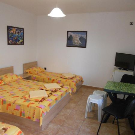 "Agatopolis"- Подсигурено Безплатно Паркиране Hotel Ahtopol Luaran gambar
